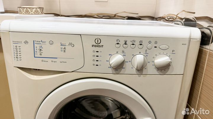 Стиральная машина indesit 5кг