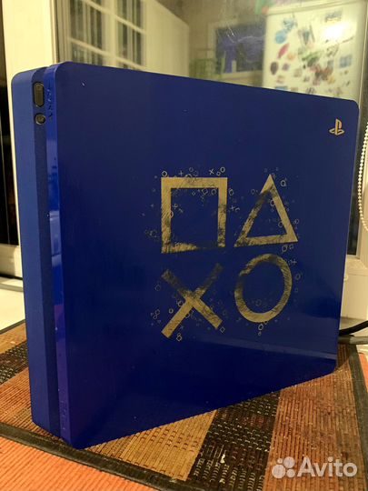 Игровая приставка ps4