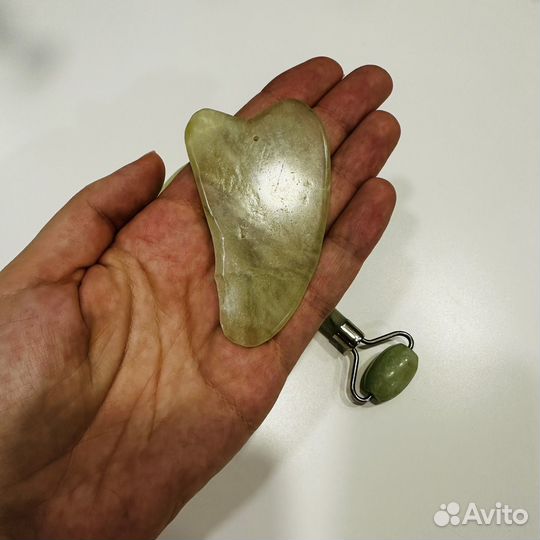 Скребок гуаша и роллер массажный