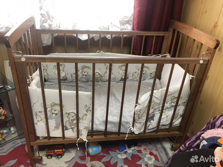 Детская кроватка