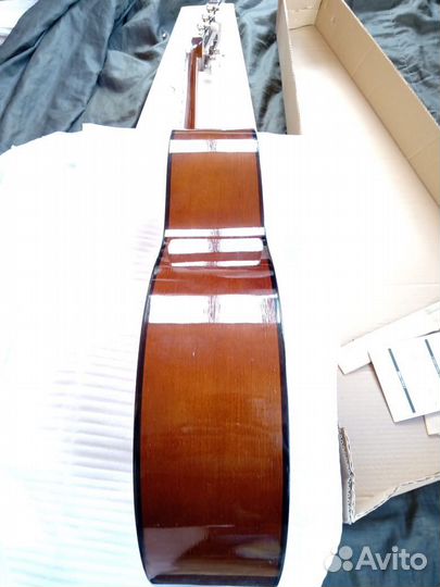 Классическая гитара Yamaha CM40