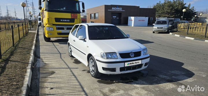 Volkswagen Polo 1.4 МТ, 2000, 283 000 км