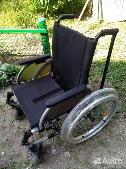 Инвалидная коляска