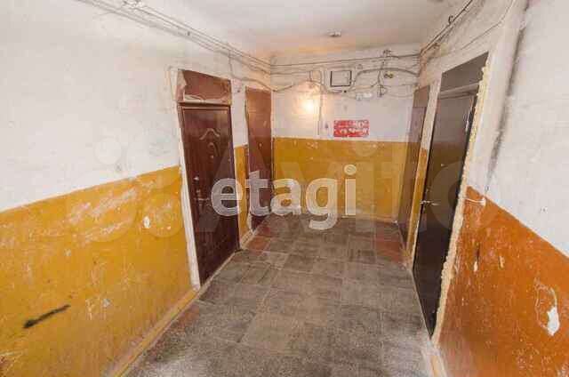 2-к. квартира, 43 м², 1/2 эт.