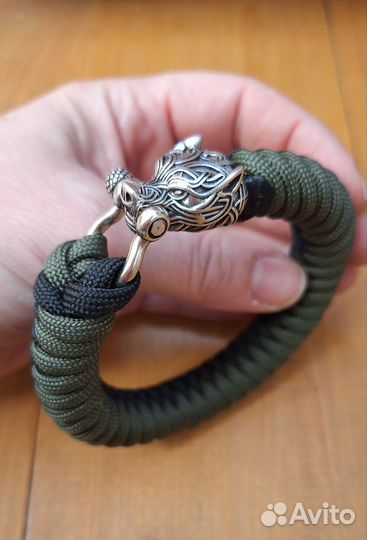 Браслеты из паракорда