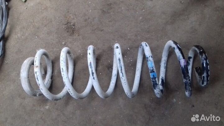 Пружина задняя Citroen C4 2011