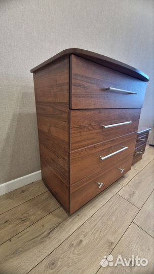 Комод + тумбочка