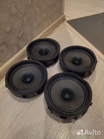 Оригинальные динамики Mitsubishi Outlander 3