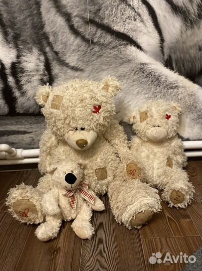 Плюшевый мишка тедди коллекции и зайцы