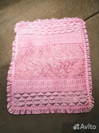 Покрывало + 2 наволочки состояние 5 турция