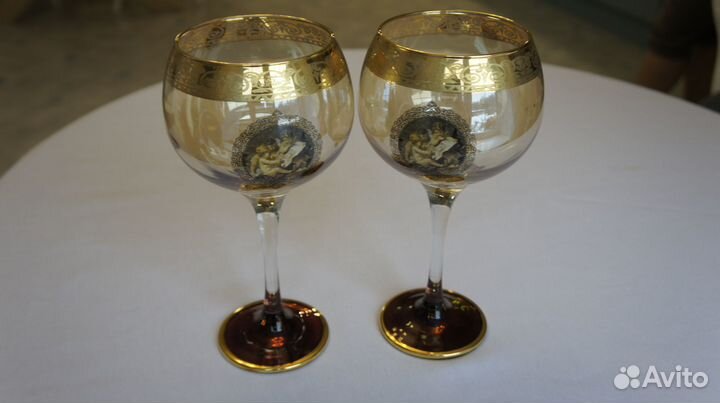 Бокалы, фужеры, рюмки