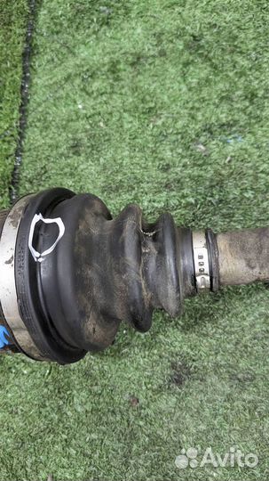 Привод передний левый Mitsubishi Grandis 2004