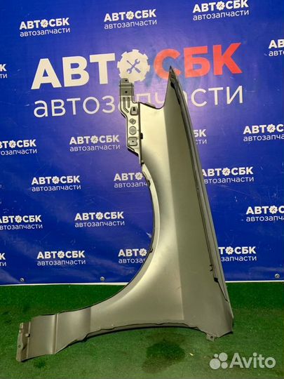 Крыло переднее правое Nissan Ad veny11 QG13DE