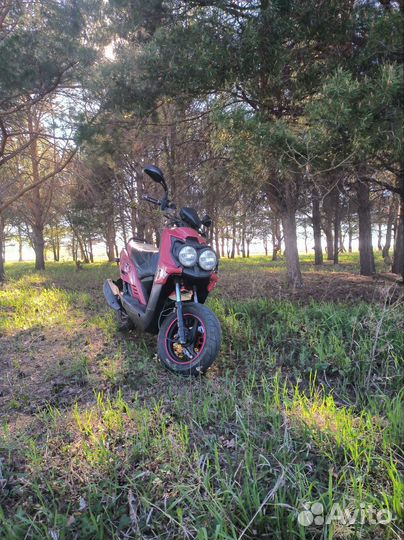 Продам скутер 80кубов