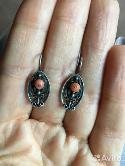 Украшения винтажные. Янтарь, коралл, яшма