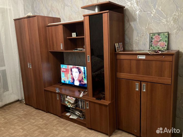 Стенка в гостиную