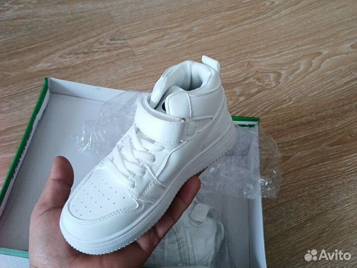 Кроссовки nike детские