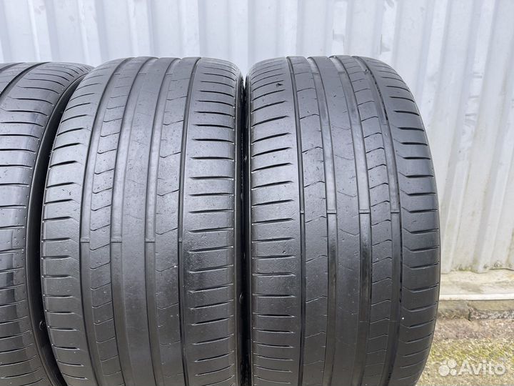 Pirelli P Zero PZ4 275/35 R22 и 315/30 R22