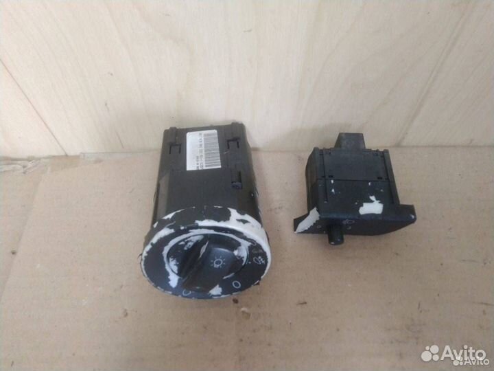Переключатель света Audi A4 B6 2003 8E1919094