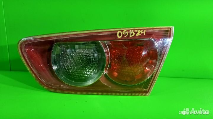 Фонарь внутренний правый для Mitsubishi Lancer 10