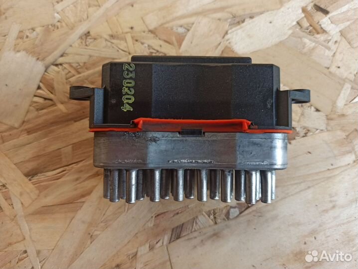 Резистор под климат Ford Focus 1