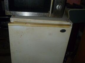 Холодильник Айсберг кш-80 под ремонт,на запчасти