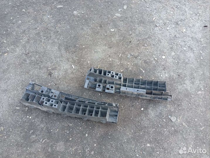 Усилитель бампера renault Logan synbol