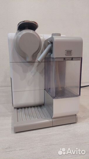 Капсульная кофемашина delonghi nespresso 560