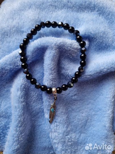 Браслет из бусин