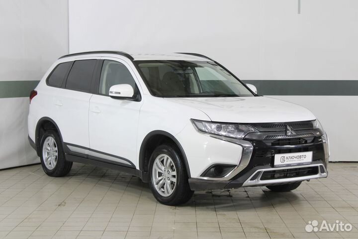 Mitsubishi Outlander 2.0 CVT, 2022, 57 000 км