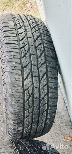 Yokohama Geolandar A/T G015 285/70 R17 117T