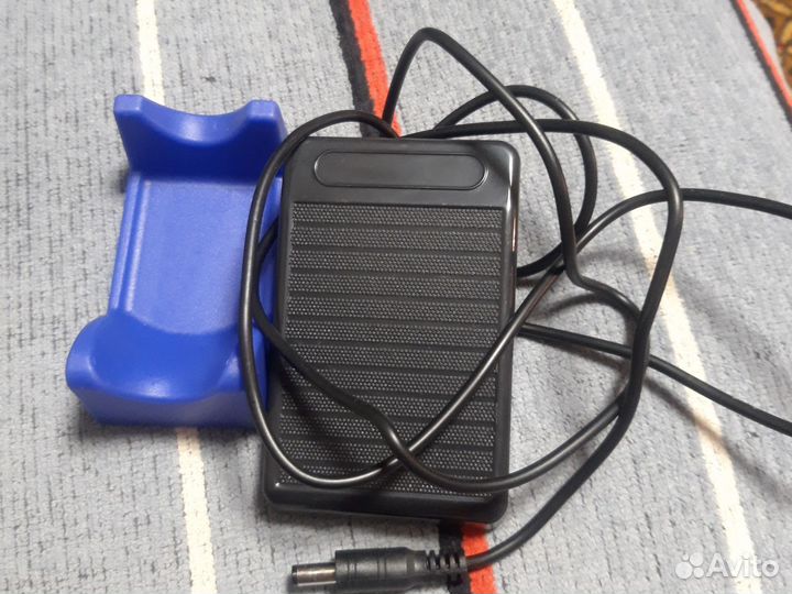 Лампа для сушки и педалька