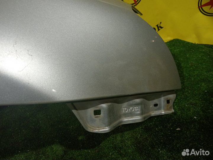 Крыло переднее правое Toyota Avensis AZT250