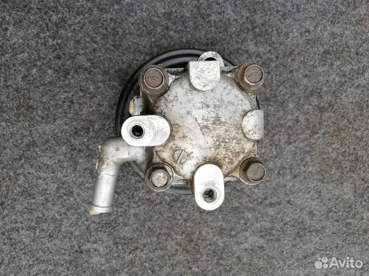 Насос гидроусилителя руля Nissan Teana J31