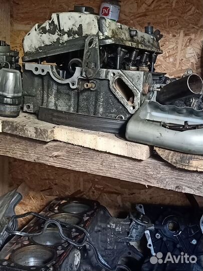 Головка блока цилиндров Мерседес 124 2.3