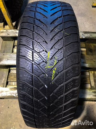 Goodyear UltraGrip 265/65 R17