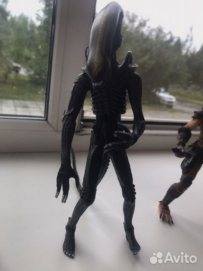Фигуры хищник и чужой neca оригинал