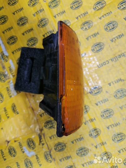 Корпус поворотника Passat 1996 (382)