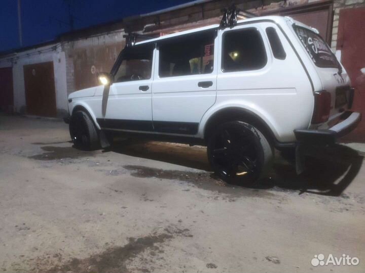 Goodyear 4x4 UG Ice Navi 235/40 R18