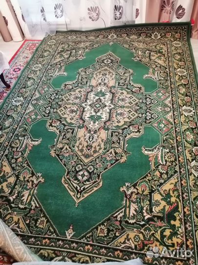 Ковер шерстяной 2 на 3 и 1, 5