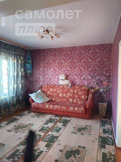 Дом 37,6 м² на участке 6 сот.