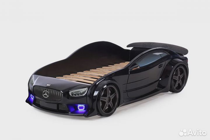 Детская кровать машина