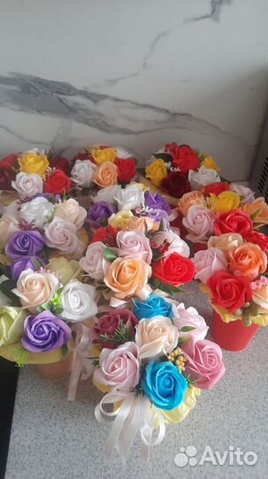 Букеты на 8 марта.Композиции из мыльных роз
