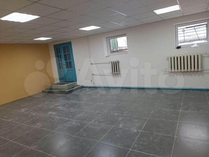 Торговая площадь, 80 м²