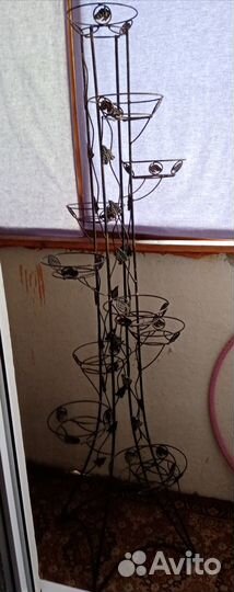 Стойка для цветов напольная