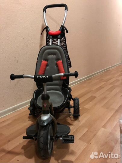 Детский велосипед трехколесный с ручкой