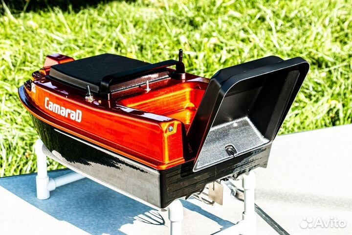Прикормочный кораблик CamaraD atom V2