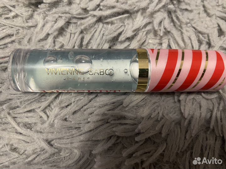 Блеск для губ vivienne sabo