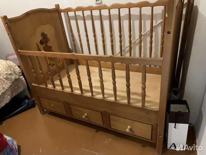 Кроватка детская