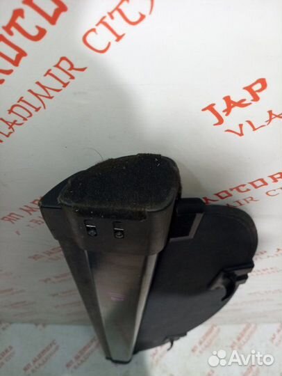 Полка багажника задняя Nissan Juke хэтчбек MR16DT